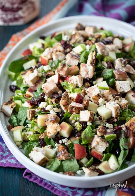 How much fat is in apple pecan chicken salad - calories, carbs, nutrition