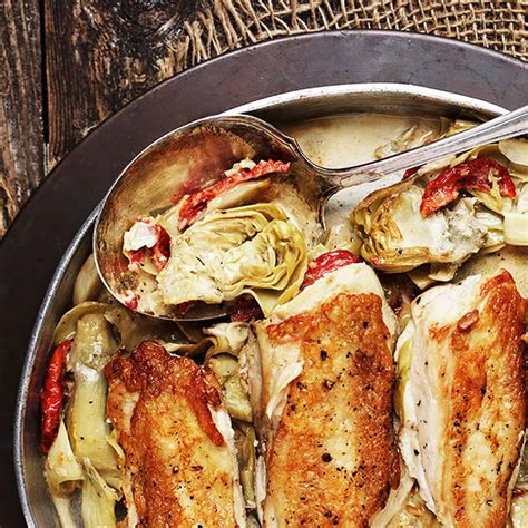 How much fat is in artichoke hearts with roasted tomato sauce - calories, carbs, nutrition