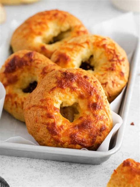 How much fat is in asiago cheese bagel - calories, carbs, nutrition