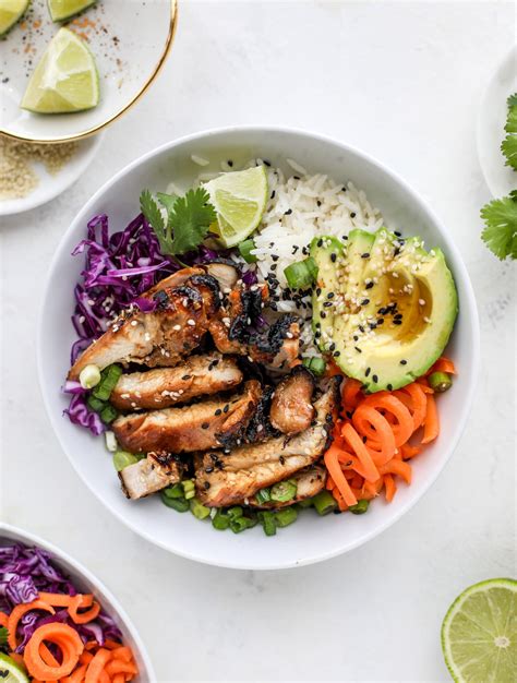 How much fat is in asian bigger bowl with chicken - calories, carbs, nutrition