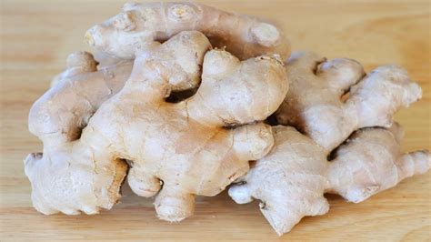 How much fat is in asian ginger - calories, carbs, nutrition