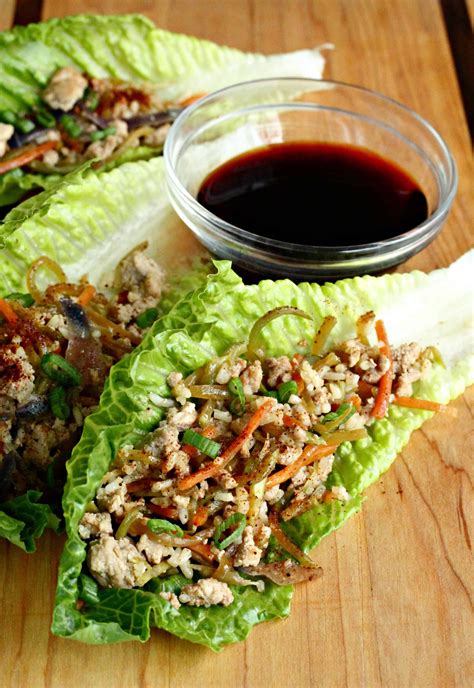 How much fat is in asian lettuces wrap with egg roll - calories, carbs, nutrition