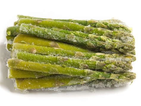 How much fat is in asparagus, gold & white corn, baby carrots - calories, carbs, nutrition