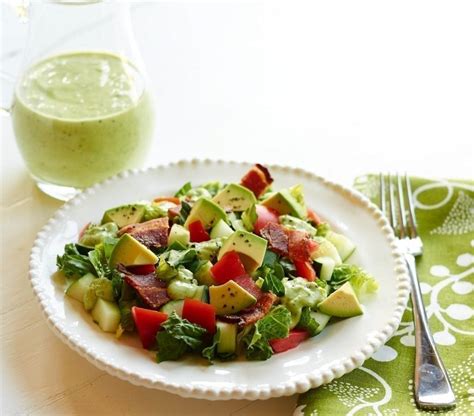 How much fat is in avocado blt chopped salad - calories, carbs, nutrition