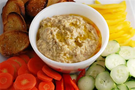 How much fat is in baba ghanoush - calories, carbs, nutrition