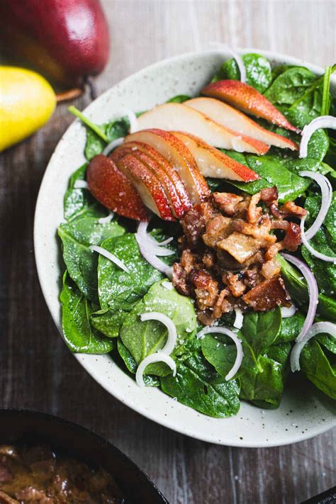 How much fat is in bacon, apple, spinach salad - calories, carbs, nutrition