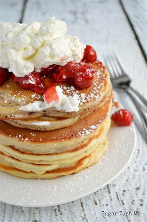 How much fat is in baked french cherry pancake - calories, carbs, nutrition