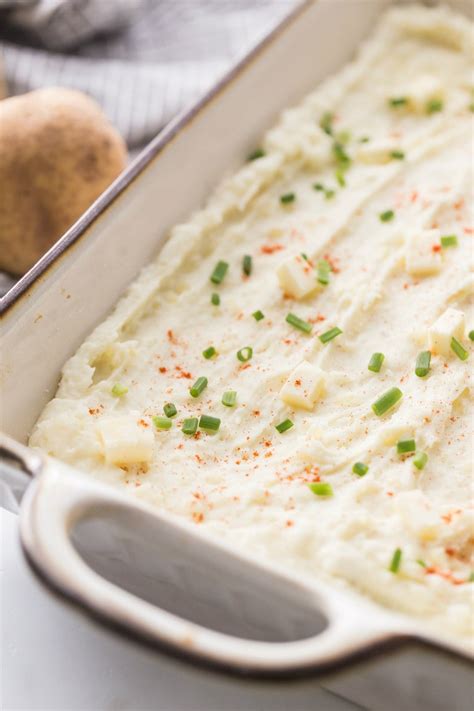 How much fat is in baked mashed potato & vegetable omelet - calories, carbs, nutrition