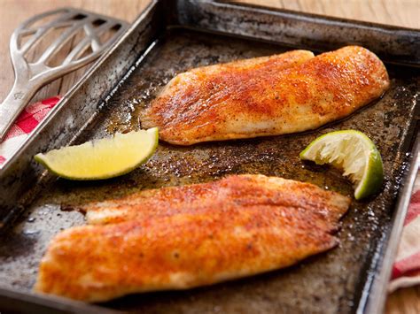 How much fat is in baked tilapia - calories, carbs, nutrition