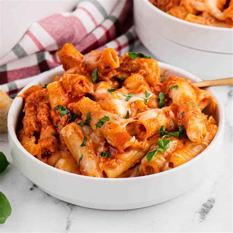 How much fat is in baked ziti - calories, carbs, nutrition