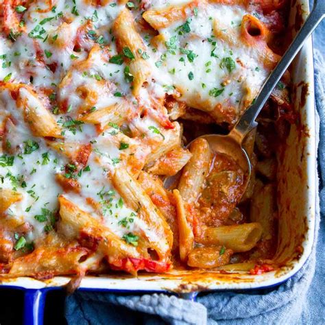 How much fat is in baked ziti with sausage (1) - calories, carbs, nutrition