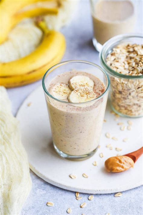 How much fat is in banana breakfast smoothie - calories, carbs, nutrition