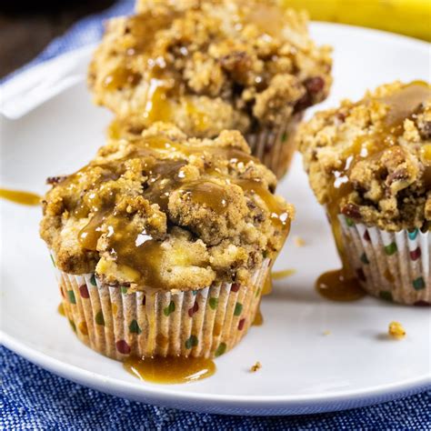 How much fat is in bananas foster muffin - calories, carbs, nutrition