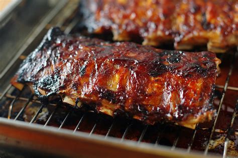 How much fat is in barbecued baby back pork ribs - calories, carbs, nutrition