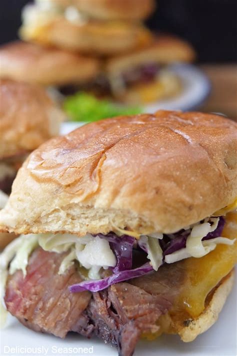 How much fat is in barynard brisket slider - calories, carbs, nutrition