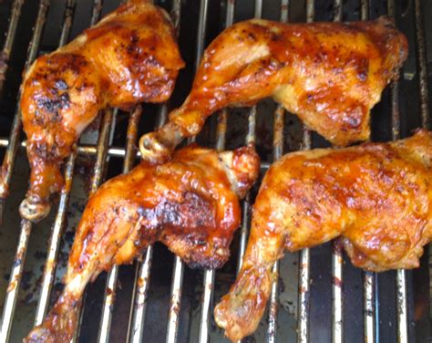 How much fat is in bbq chicken 1/4 chicken - calories, carbs, nutrition