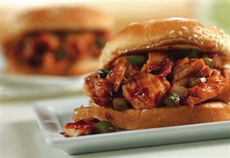 How much fat is in bbq chicken sandwich - calories, carbs, nutrition