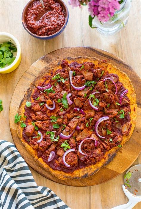 How much fat is in bbq jackfruit and roasted sweet potato pizza - calories, carbs, nutrition