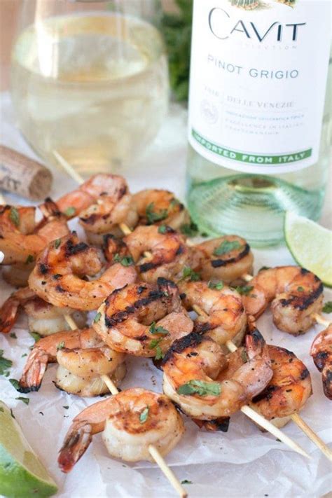 How much fat is in bbq shrimp with pinot grigio butter - calories, carbs, nutrition