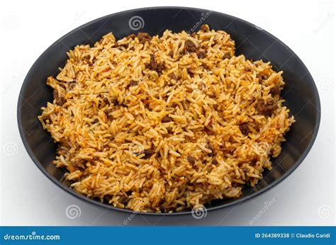 How much fat is in beef bolognese with basmati rice small - calories, carbs, nutrition