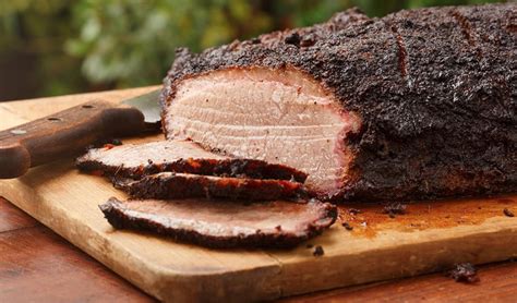 How much fat is in beef brisket bbq 4 oz - calories, carbs, nutrition