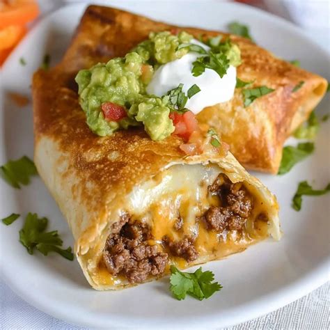 How much fat is in beef chimichanga with rice and sour cream - calories, carbs, nutrition