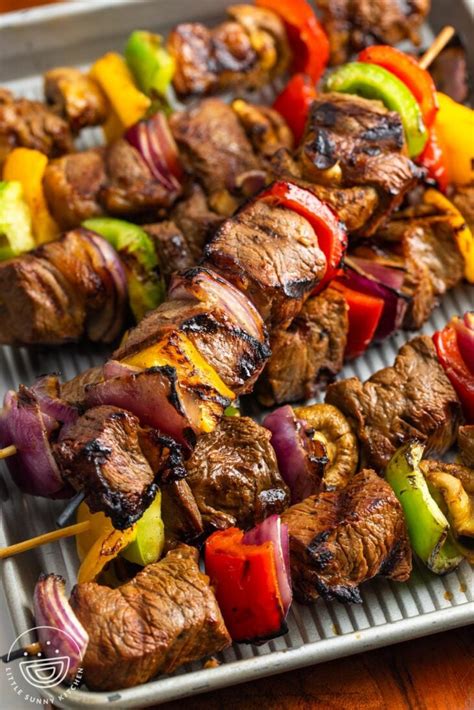 How much fat is in beef kabobs - calories, carbs, nutrition
