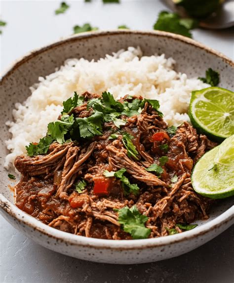 How much fat is in beef machaca filling - calories, carbs, nutrition