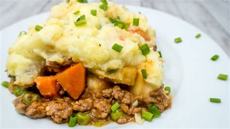 How much fat is in beef mushroom shepherds pie fp slc=4x6 - calories, carbs, nutrition