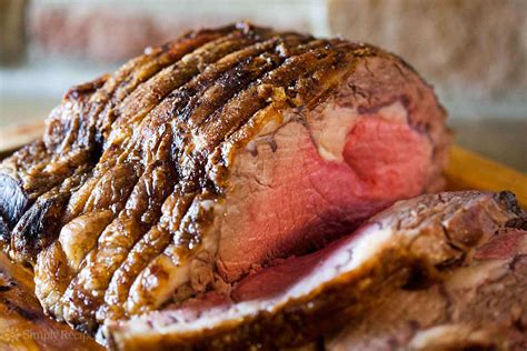 How much fat is in beef prime rib 3 oz - calories, carbs, nutrition