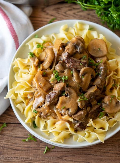 How much fat is in beef stroganoff with sweet potato medium - calories, carbs, nutrition