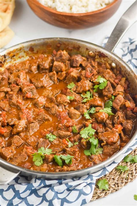 How much fat is in beef top round curry & thai eggplant 6 oz - calories, carbs, nutrition