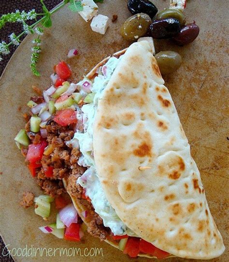 How much fat is in big greek street taco - calories, carbs, nutrition