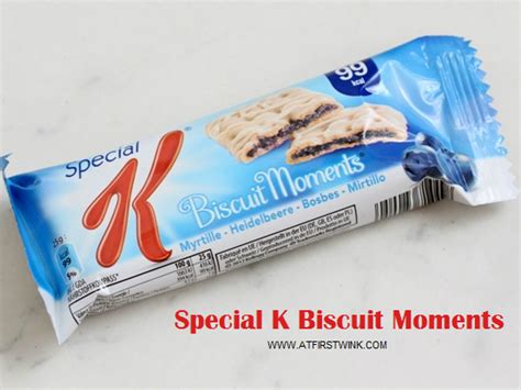 How much fat is in biscuit moments, blueberry - calories, carbs, nutrition