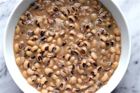 How much fat is in blackeye peas - calories, carbs, nutrition