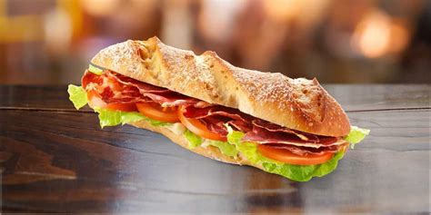 How much fat is in blt on baguette - calories, carbs, nutrition