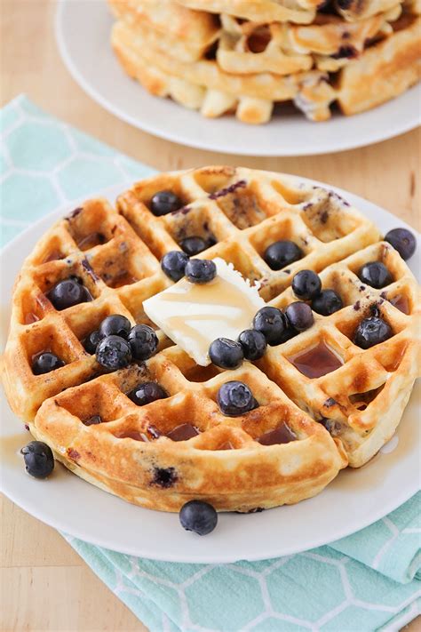 How much fat is in blueberry belgian waffles - calories, carbs, nutrition