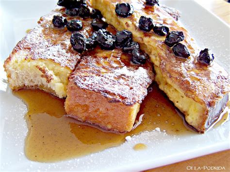 How much fat is in blueberry french toast sticks (4) - calories, carbs, nutrition