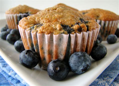 How much fat is in bran muffin (57666.0) - calories, carbs, nutrition