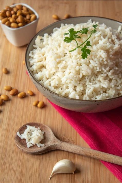 How much fat is in brazilian rice - calories, carbs, nutrition