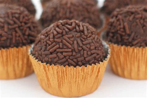 How much fat is in brazilian truffles - calories, carbs, nutrition