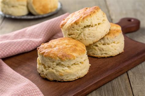 How much fat is in breakfast scone - calories, carbs, nutrition