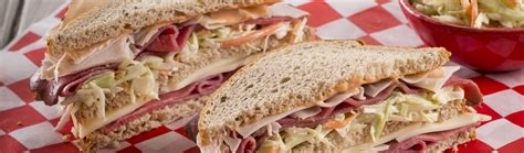 How much fat is in broadway deli triple threat sandwich - calories, carbs, nutrition