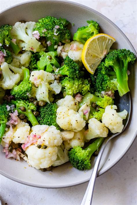 How much fat is in broccoli and cauliflower salad - calories, carbs, nutrition