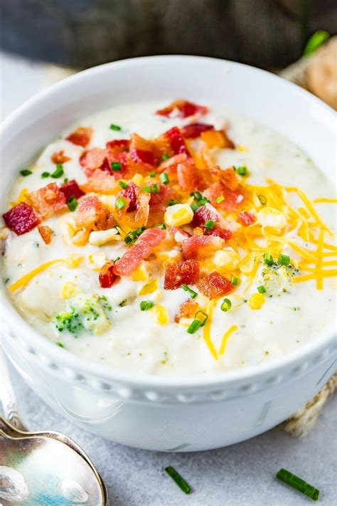 How much fat is in broccoli corn and bacon chowder - calories, carbs, nutrition