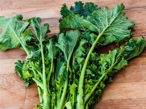 How much fat is in broccoli rabe (16207.3) - calories, carbs, nutrition