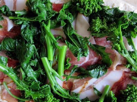 How much fat is in broccoli rabe prosciutto flatbread (25524.0) - calories, carbs, nutrition