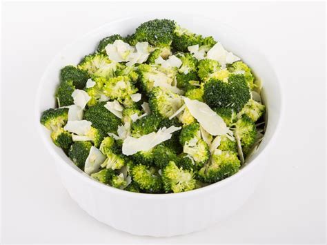 How much fat is in broccoli with olives & sun dried tomatoes - calories, carbs, nutrition