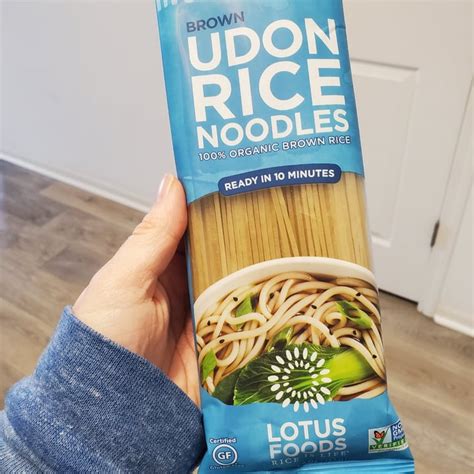 How much fat is in brown rice udon noodles - calories, carbs, nutrition