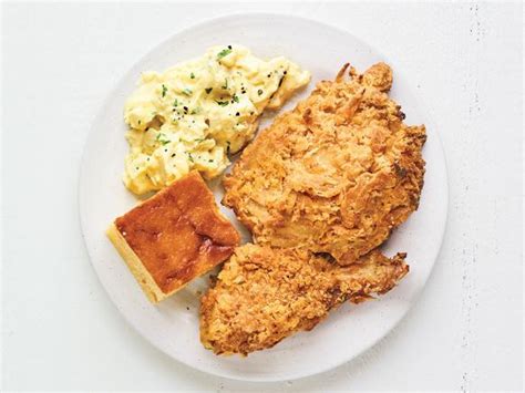 How much fat is in buttermilk breaded chicken eighths - calories, carbs, nutrition